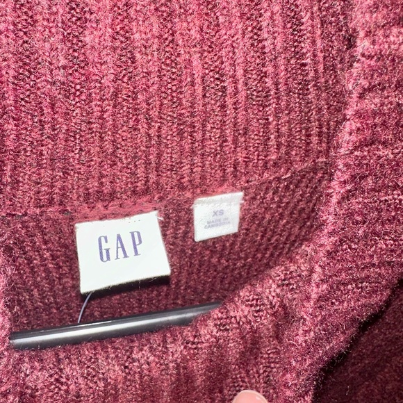 NWT Gap Relaxed Forever Cozy Cable-Knit Sweater - Picture 4 of 6
